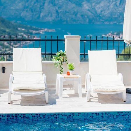 Boka Bay Lägenhet Kotor Exteriör bild