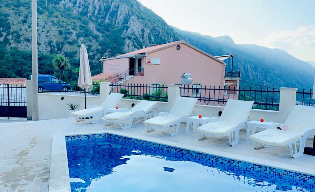 Boka Bay Lägenhet Kotor Exteriör bild